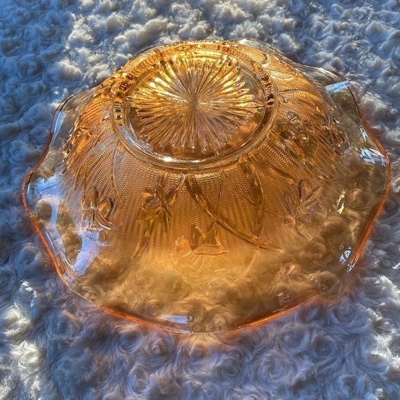 1950’s~MARIGOLD IRIS & HERRINGBONE PATTERN~JEANETTE GLASS CO.~SERVING BOWL~G13 - Picture 5 of 5